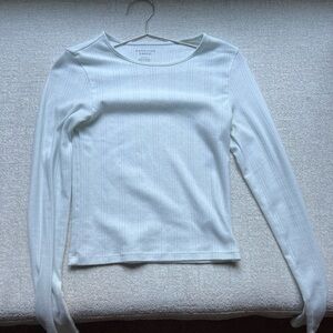 White American eagle long sleeve top, lace print